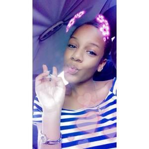 Meet your Posher, Ayanna